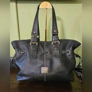Beautiful Dooney & Bourke Pebbled Leather Large Satchel Bag EUC Black Authentic